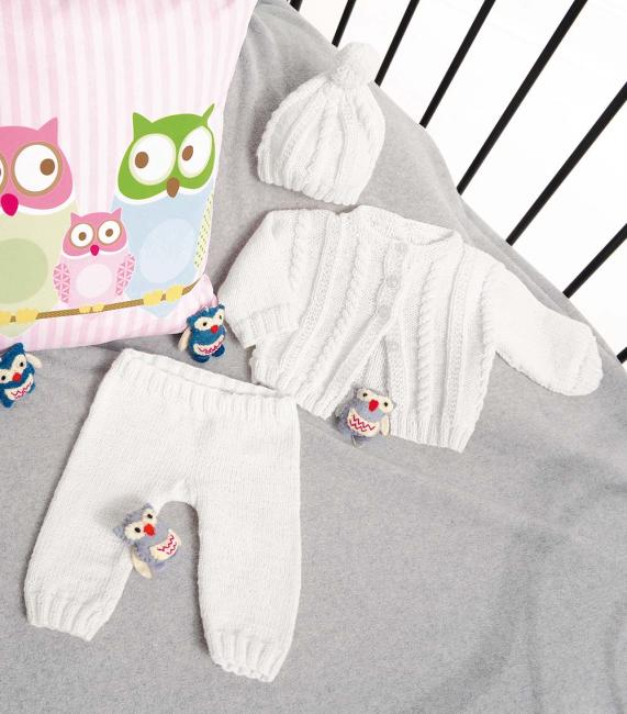 Ніжний комплект для новонародженого спицями
