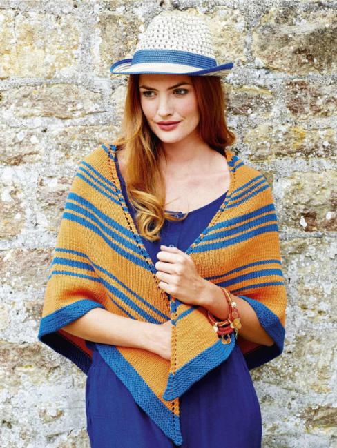 Яскравий вязаний платок спицями в смужку